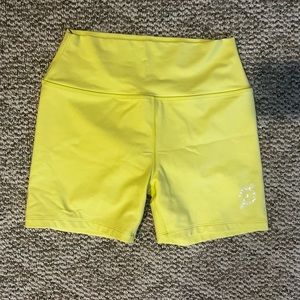 Pelotón Yellow Cadent Short